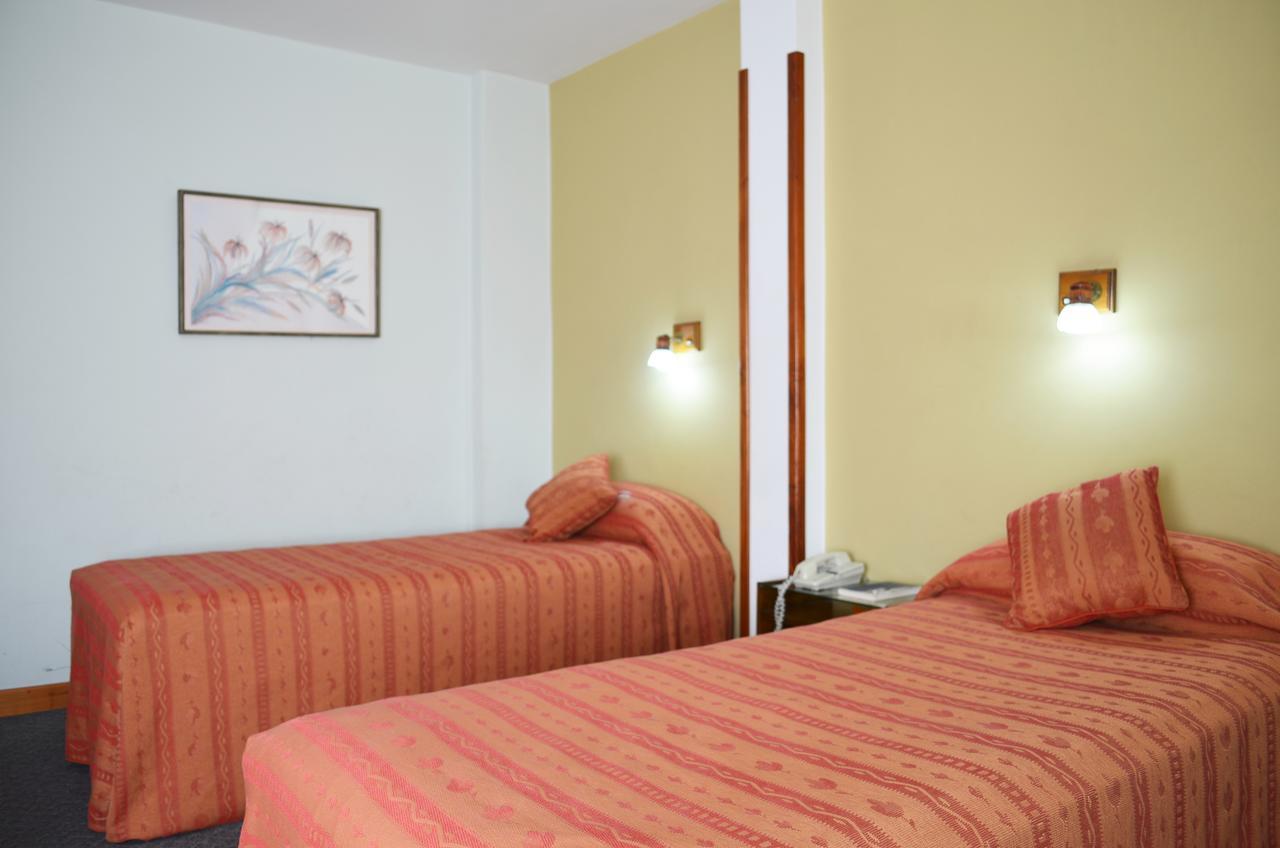 Hotel Huemul General Roca Luaran gambar