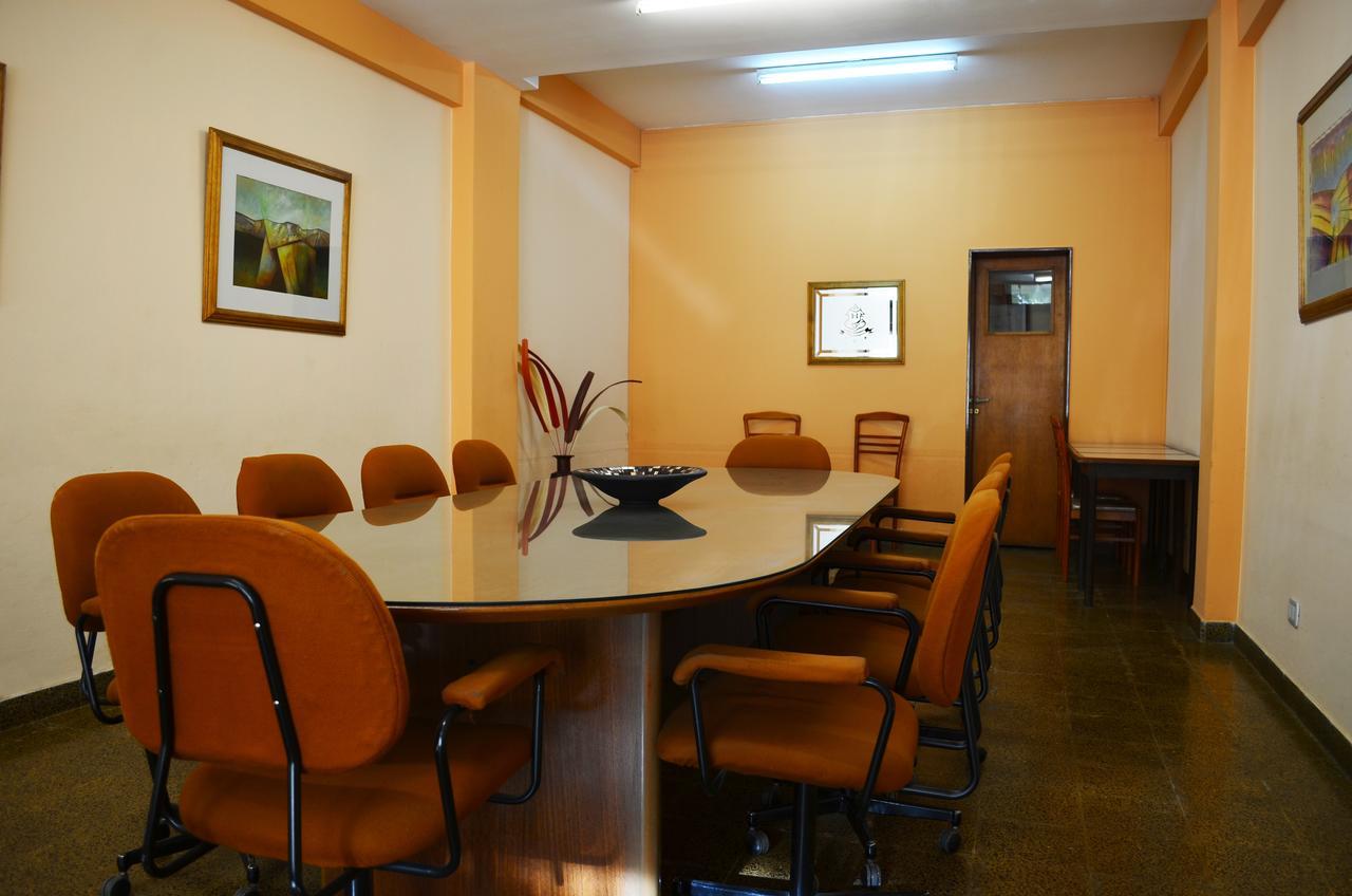 Hotel Huemul General Roca Luaran gambar