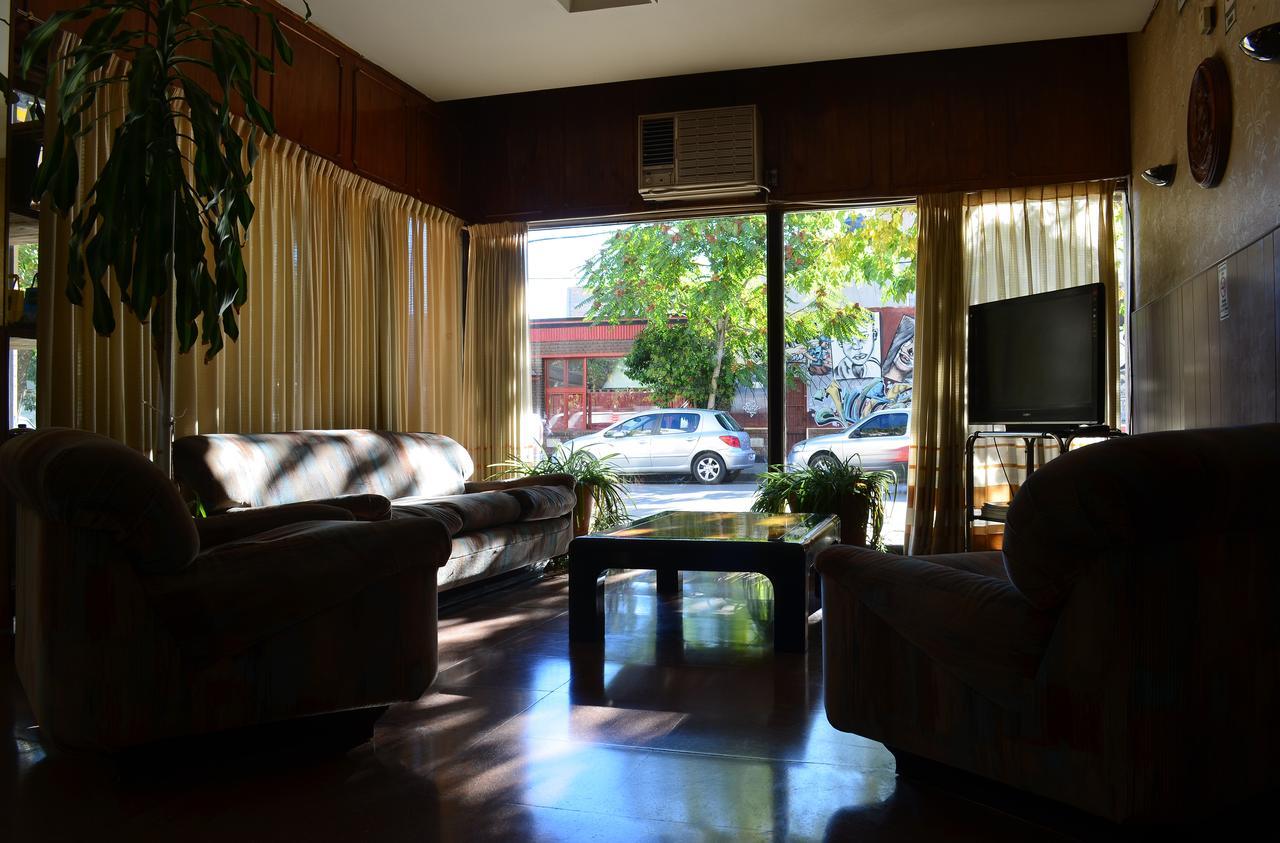 Hotel Huemul General Roca Luaran gambar