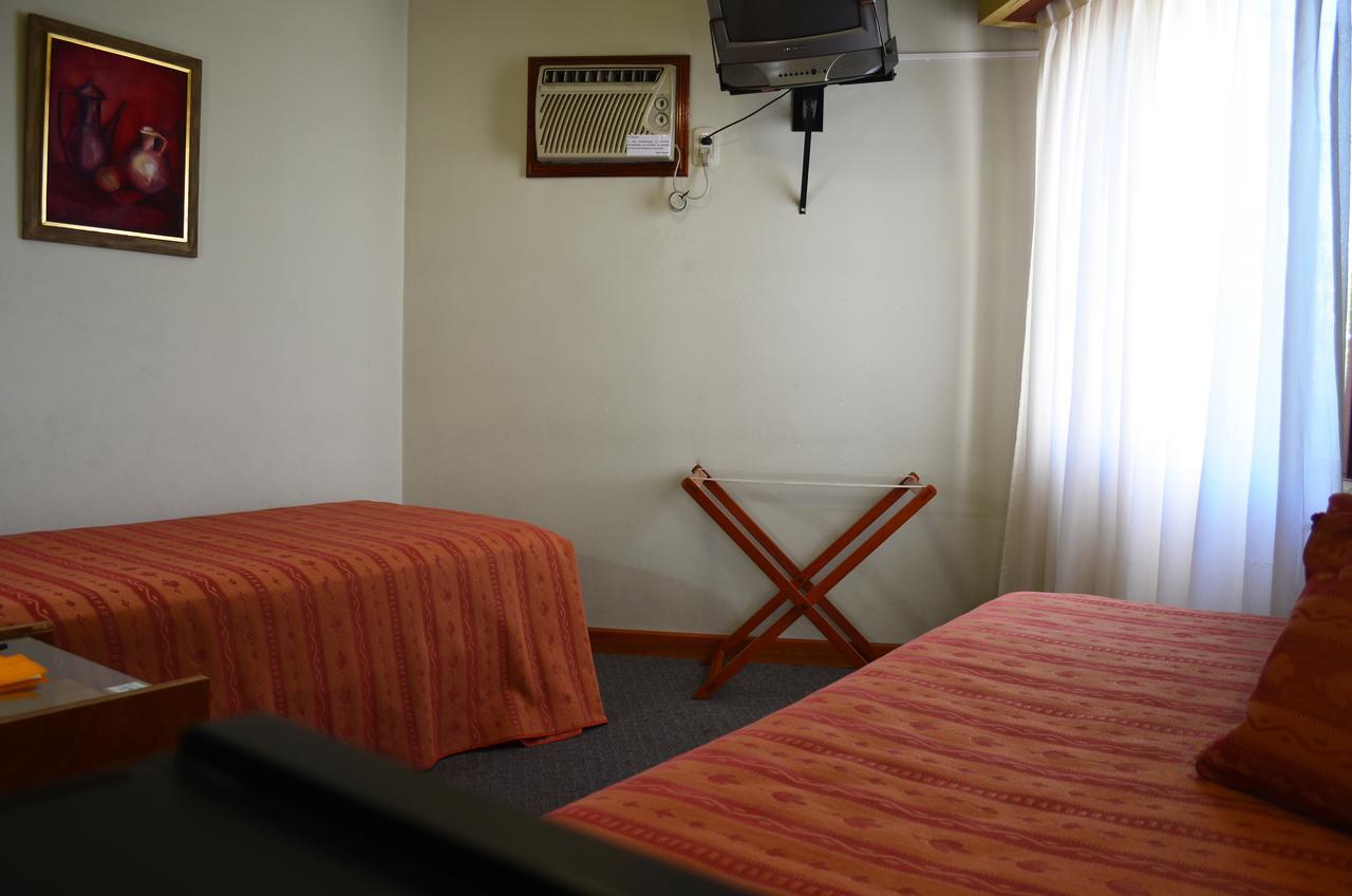 Hotel Huemul General Roca Luaran gambar