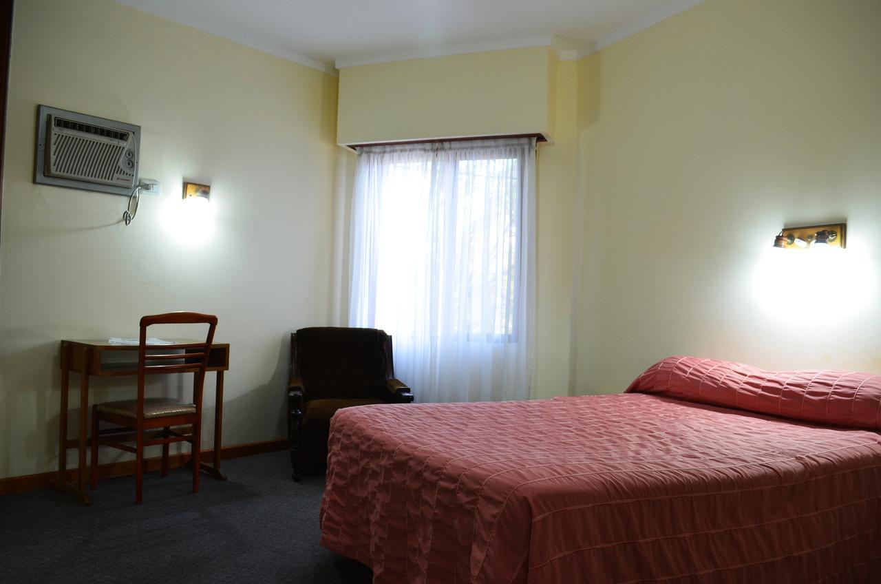 Hotel Huemul General Roca Luaran gambar